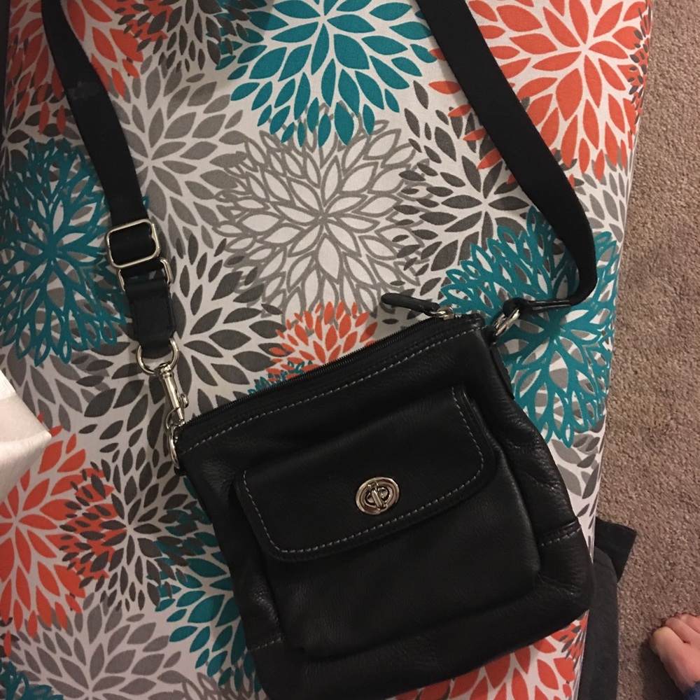 Coach cross body purse! Barely used!